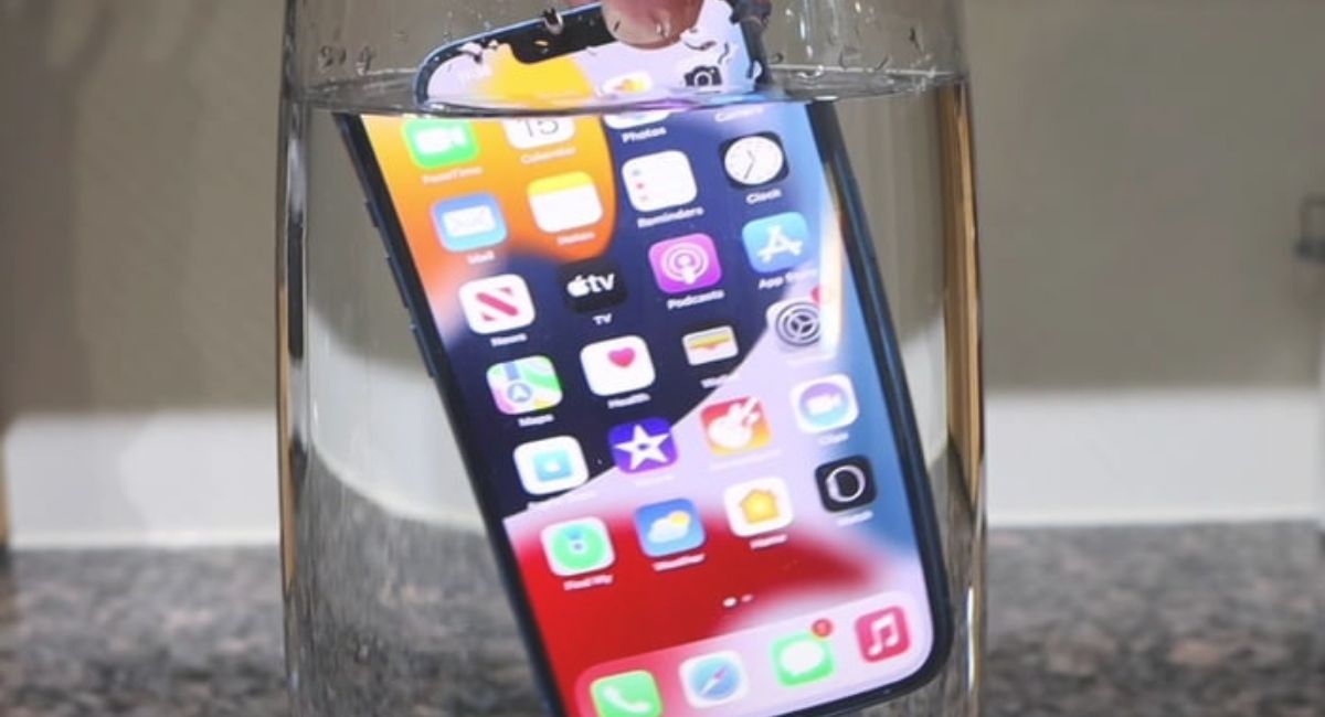 iphone waterproof